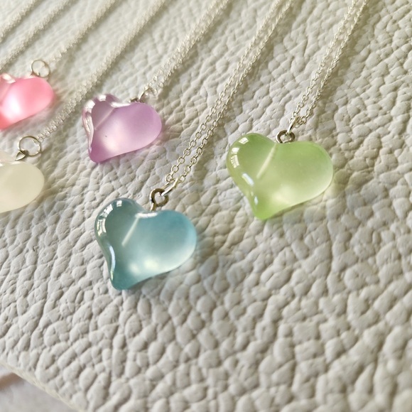 Pastel Heart Bubble Necklace - Picture 3 of 10